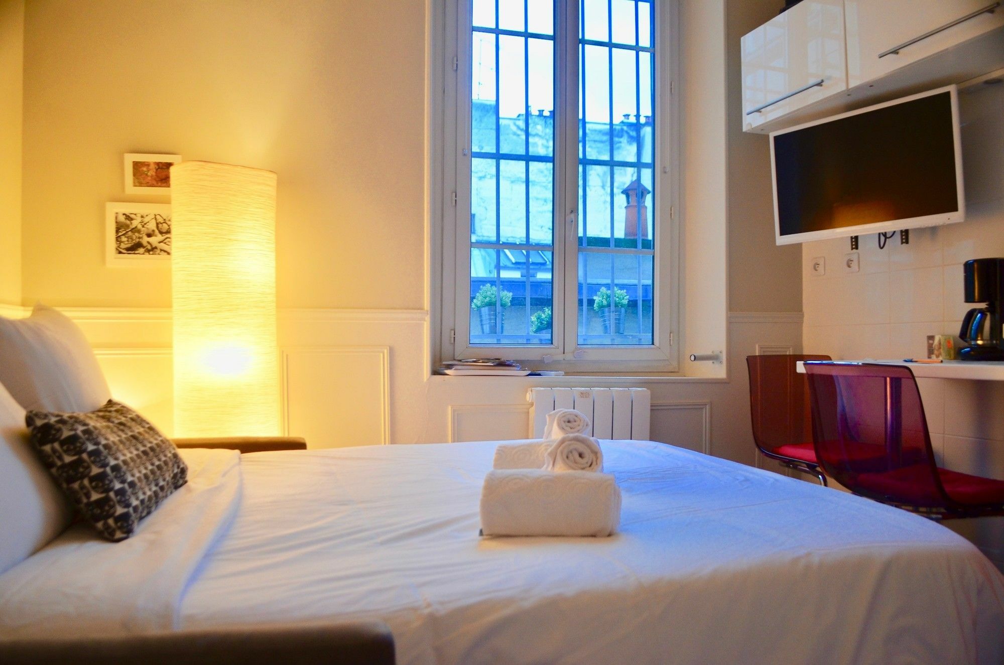Lovely Studio In The "Marais" Paris Exteriör bild